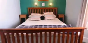 places to stay in torquay